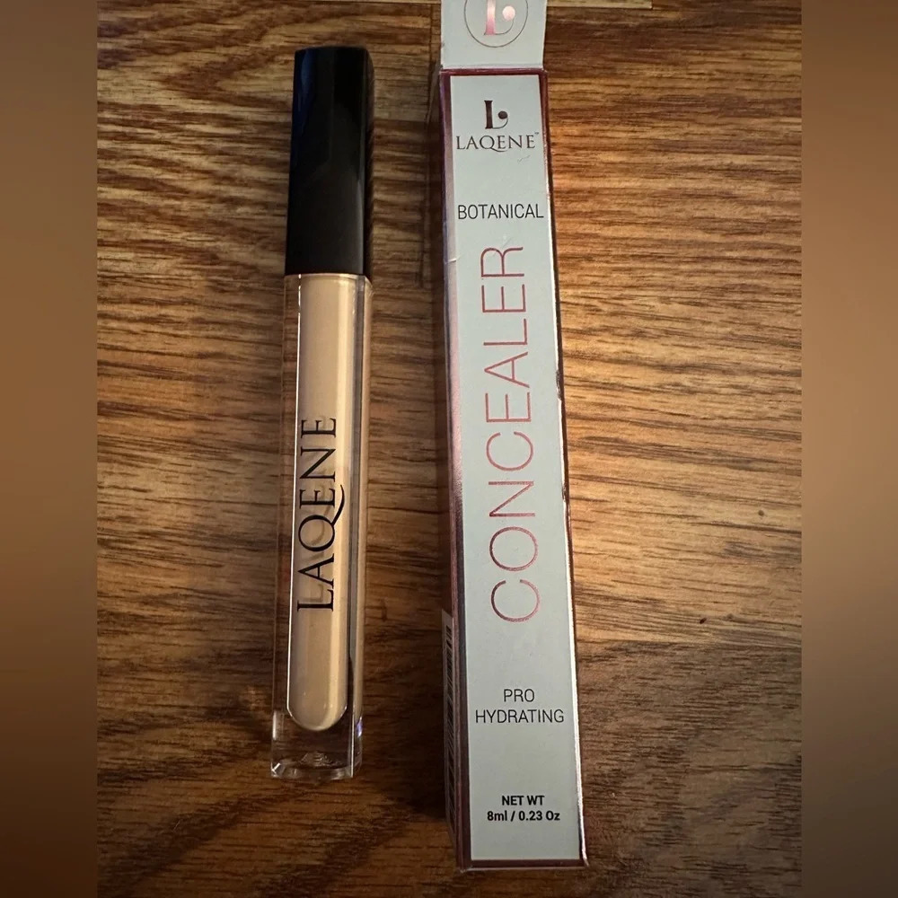 🆕 LAQENE Concealer For Flawless Silky Smooth Skin - Picture 4 of 5